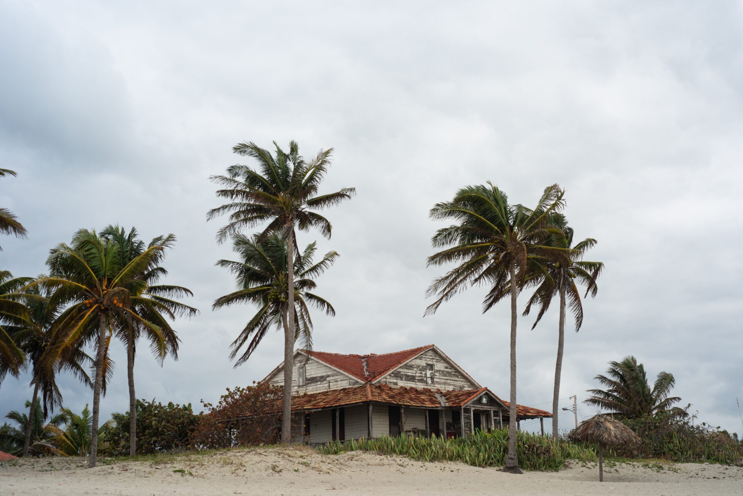 Selling Your Tampa Home During Hurricane Season: 5 Things You Must Know